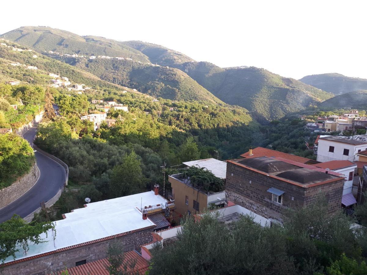 Hill Valley View Vico Equense Eksteriør billede